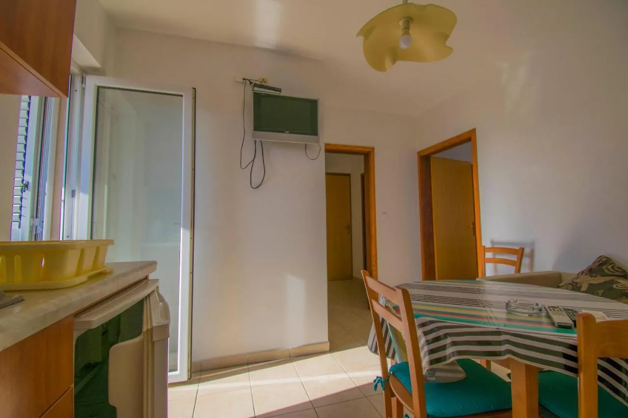 Apartments Big & View In Kosljun, Island Pag Croatia